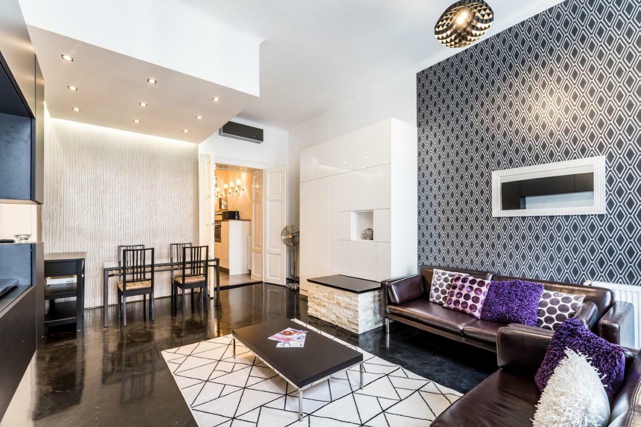 BpR B&W Elegant Home Budapest Exterior foto